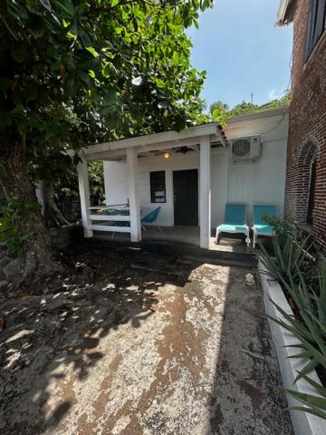 Aparthotel The Old Gin House Oranjestad  Exterior foto